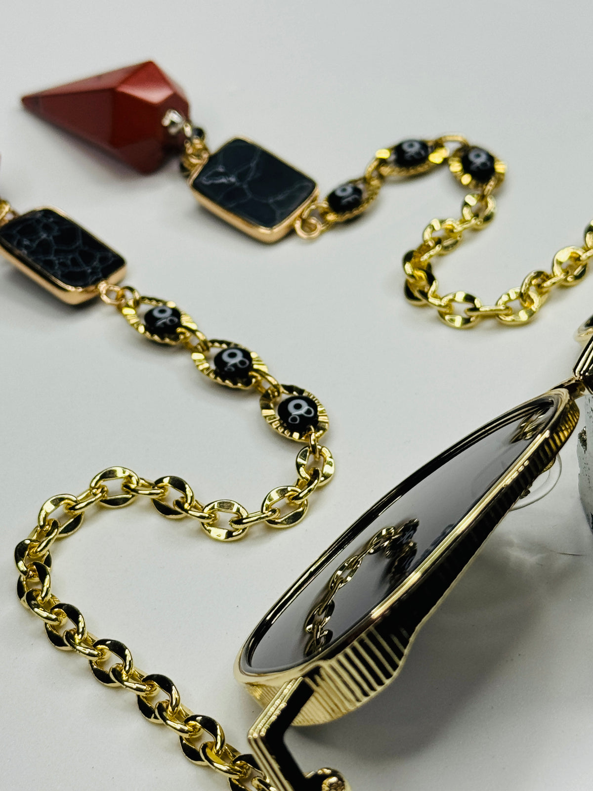 SUNGLASSES MOD. 1040